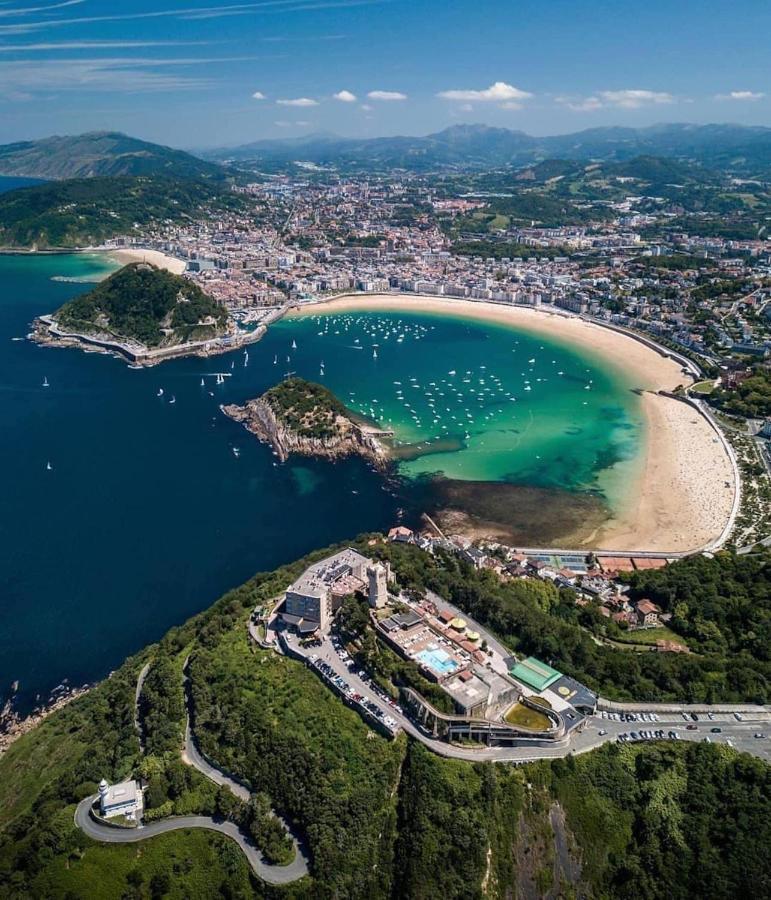 Olatu Haundia Donostian Appartement San Sebastian Buitenkant foto